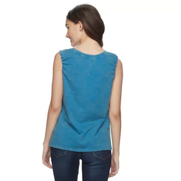 4/$25 ❤️ Harry Potter Hogwarts Crest Tank Top Mineral Wash - Picture 2 of 8